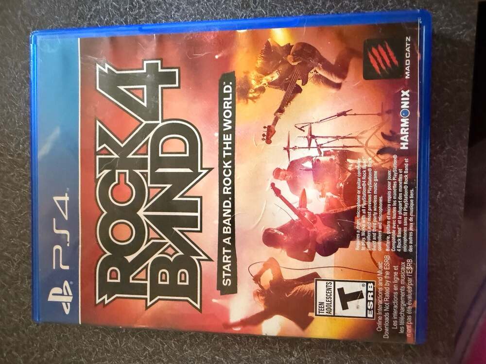 Pre-Owned Rock Band 4